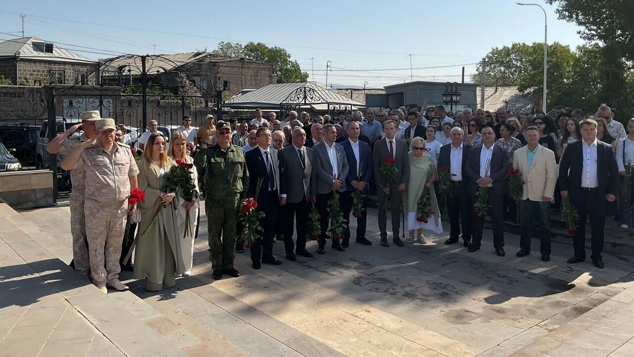 В Армении отметили юбилей основания мемориала русским воинам